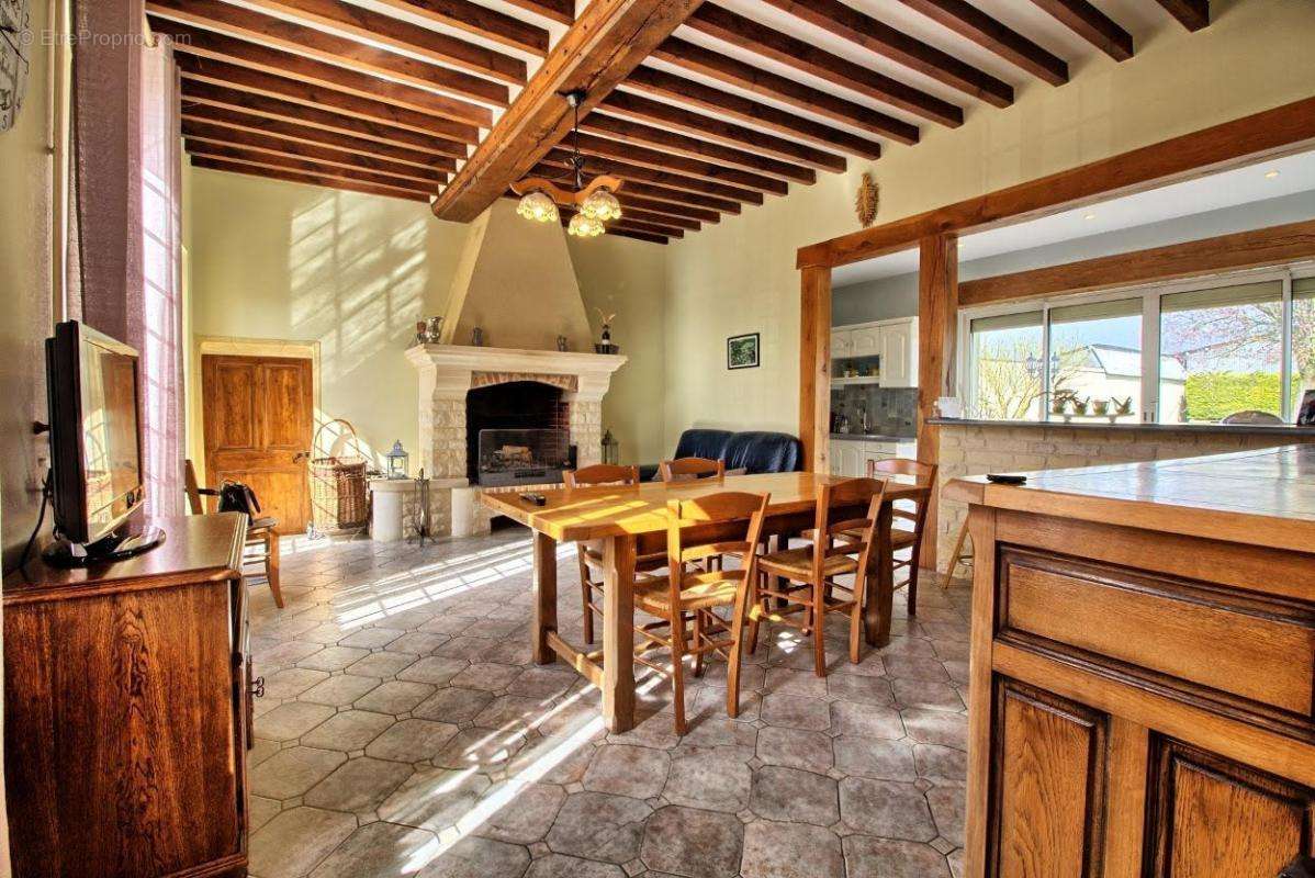 Maison à PUTOT-EN-BESSIN