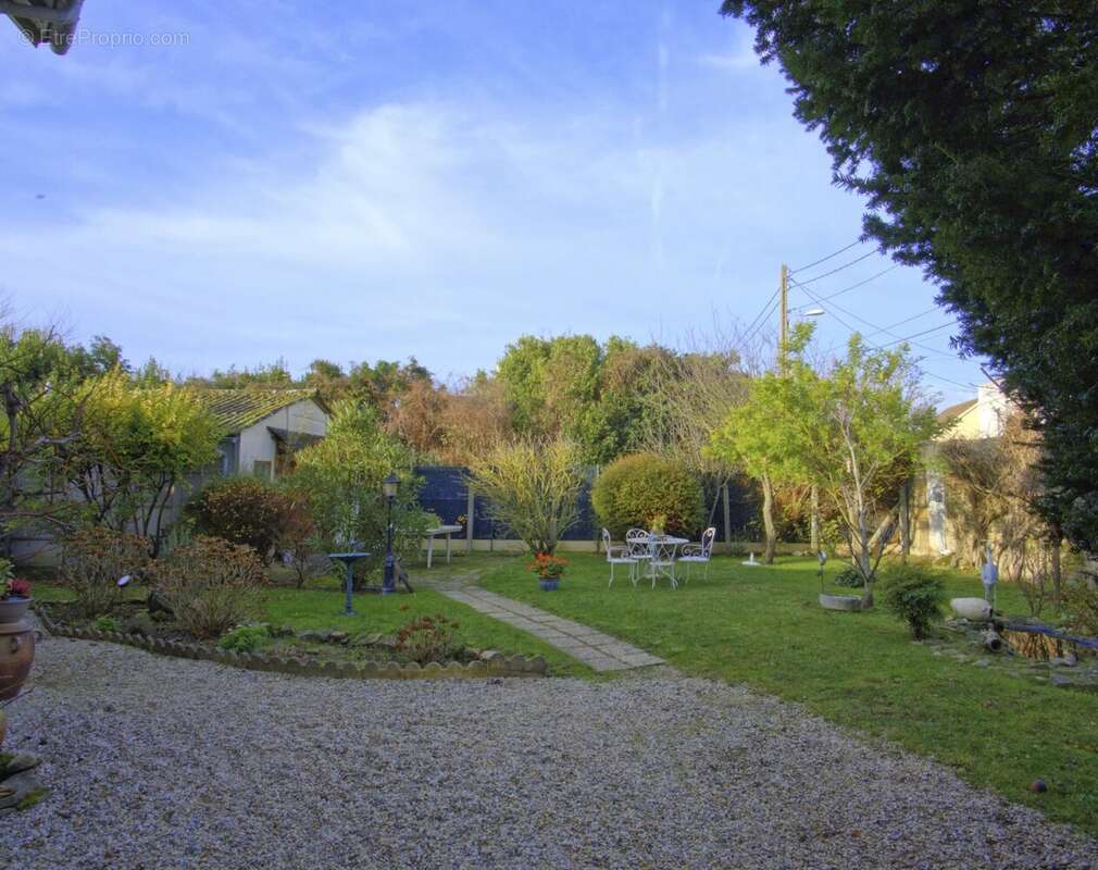 Maison à COURSEULLES-SUR-MER