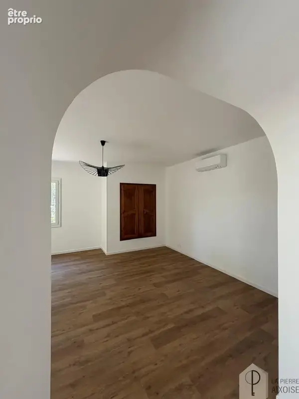 Maison rénovée T5 plain pied Eguilles Sud - photo 36
