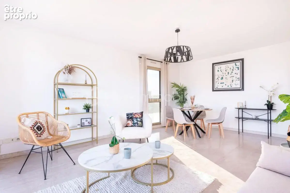 T4 lumineux avec 2 balcons, garage , place de parking et cave - photo 4
