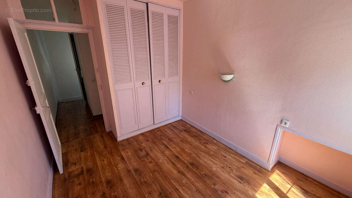 Appartement à MEZIERES-SUR-SEINE