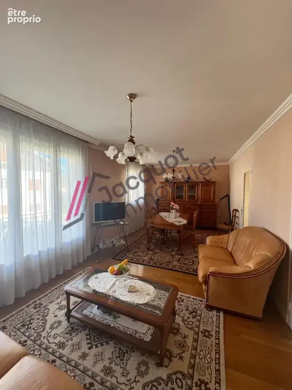 Maison 6 pièces 102 m² à vendre à Champagnole (39300) - photo 2
