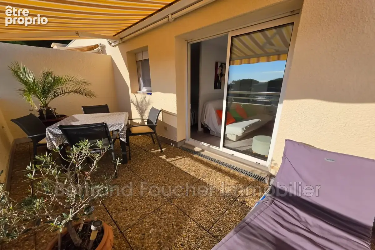 Appartement 2 pièces 24 m² à vendre à Cavalaire-Sur-Mer (83240) - photo 2