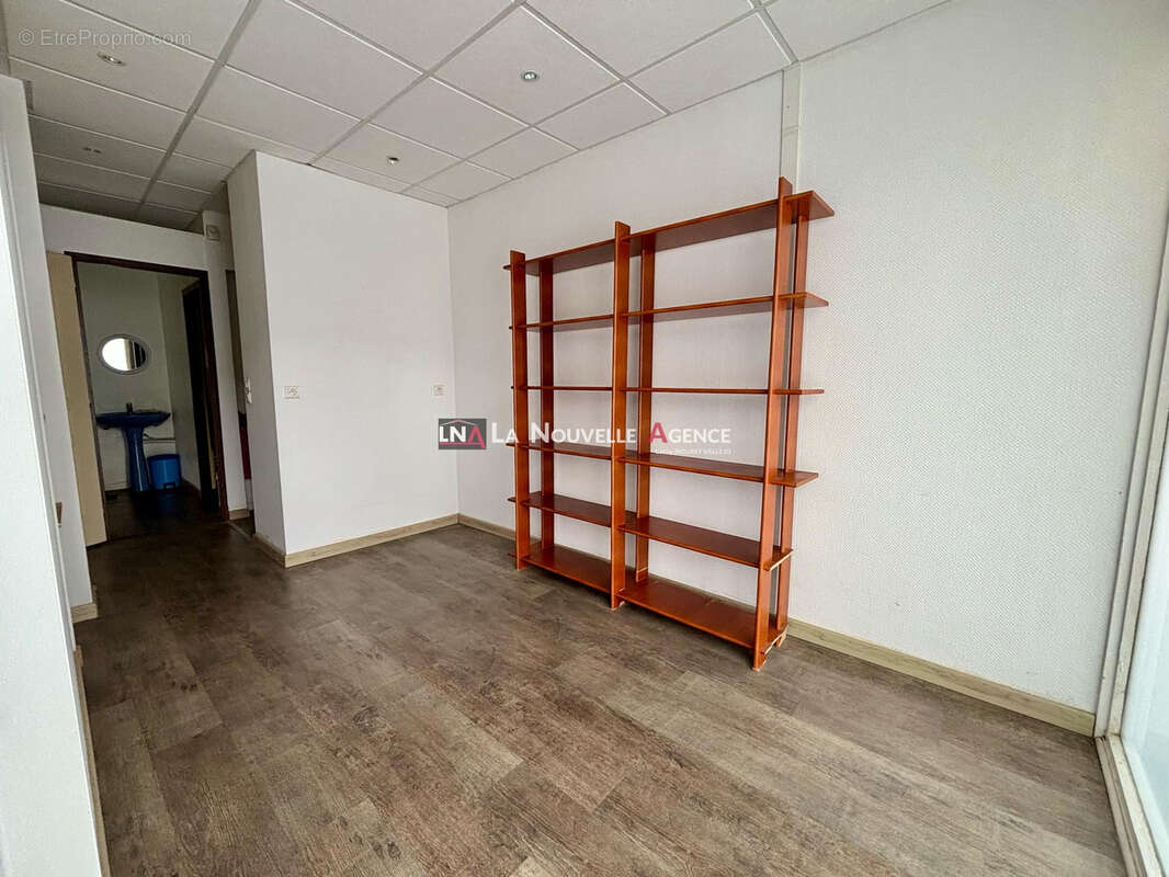 Commerce à PORT-LA-NOUVELLE