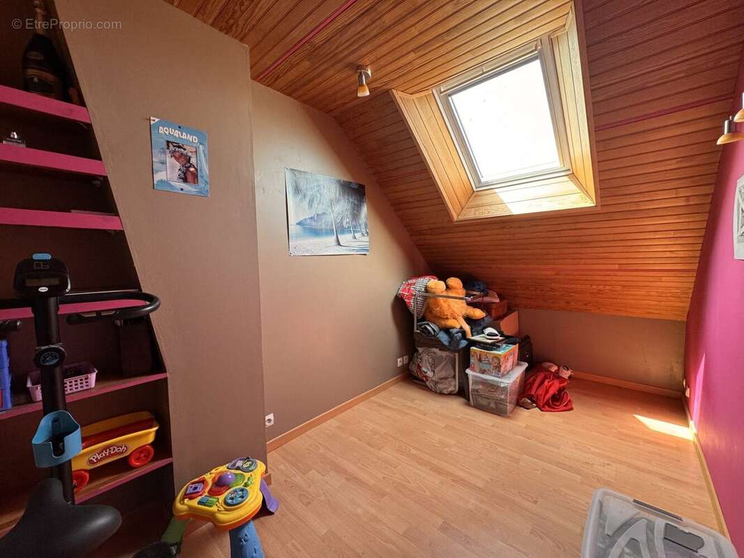 Maison 87 m² à Saint-Malo  - photo 6
