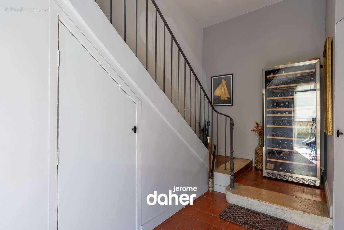 Appartement à MARSEILLE-7E