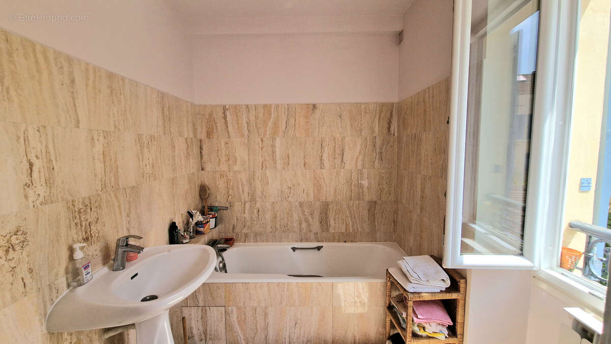 Appartement à RUEIL-MALMAISON