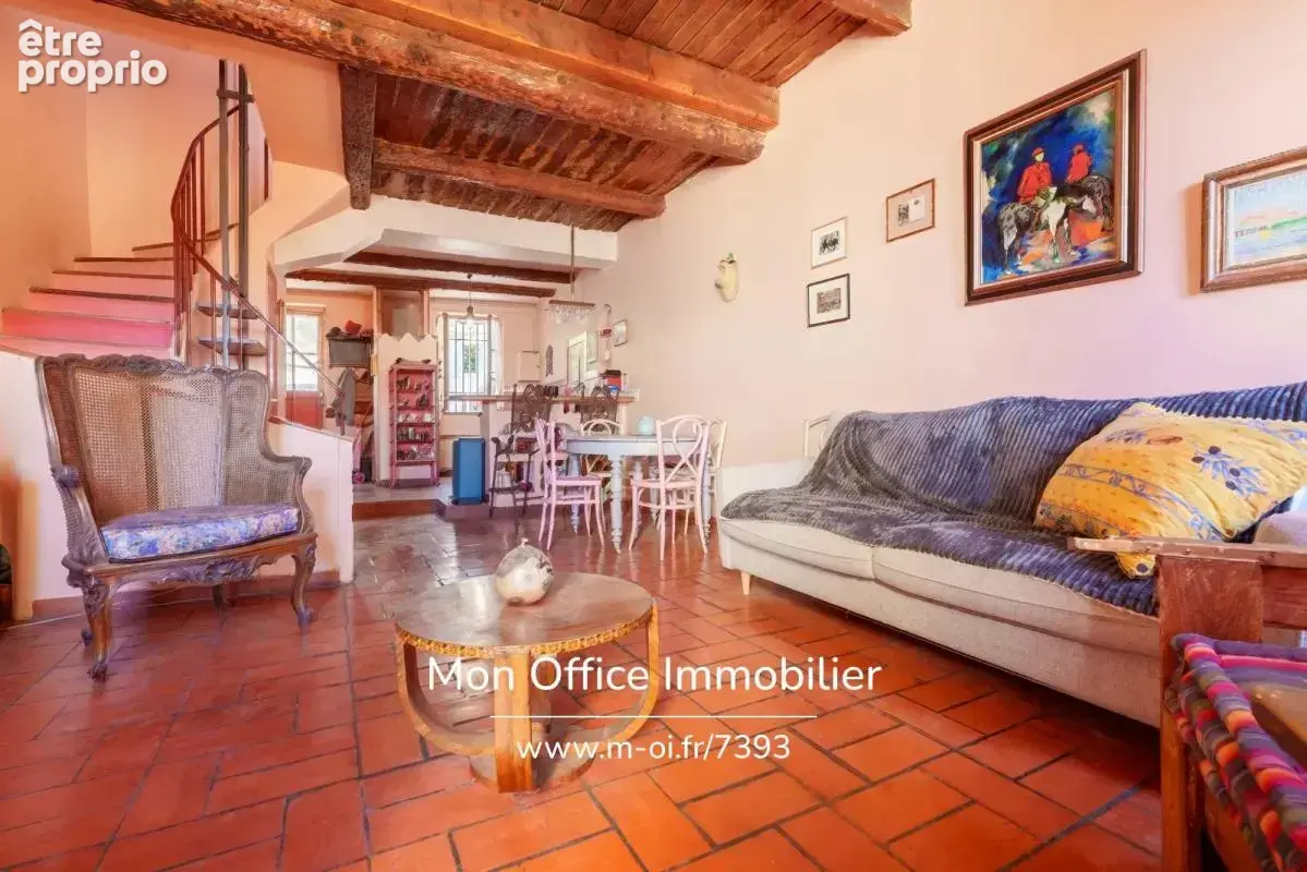 Référence : 7393-RVF - Immeuble Vue Mer - Coeur Panier - photo 4