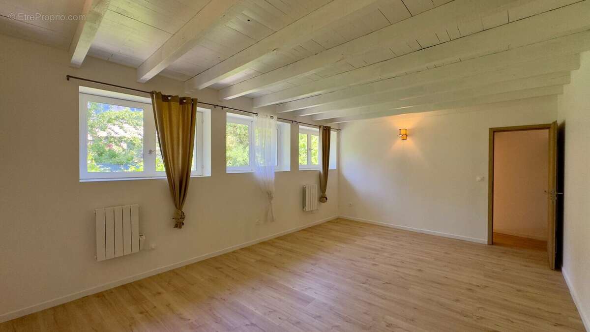 Appartement à MAXEVILLE