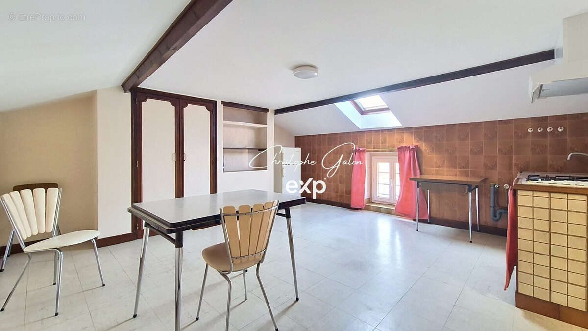Appartement 339 m² à Bellac  - photo 5