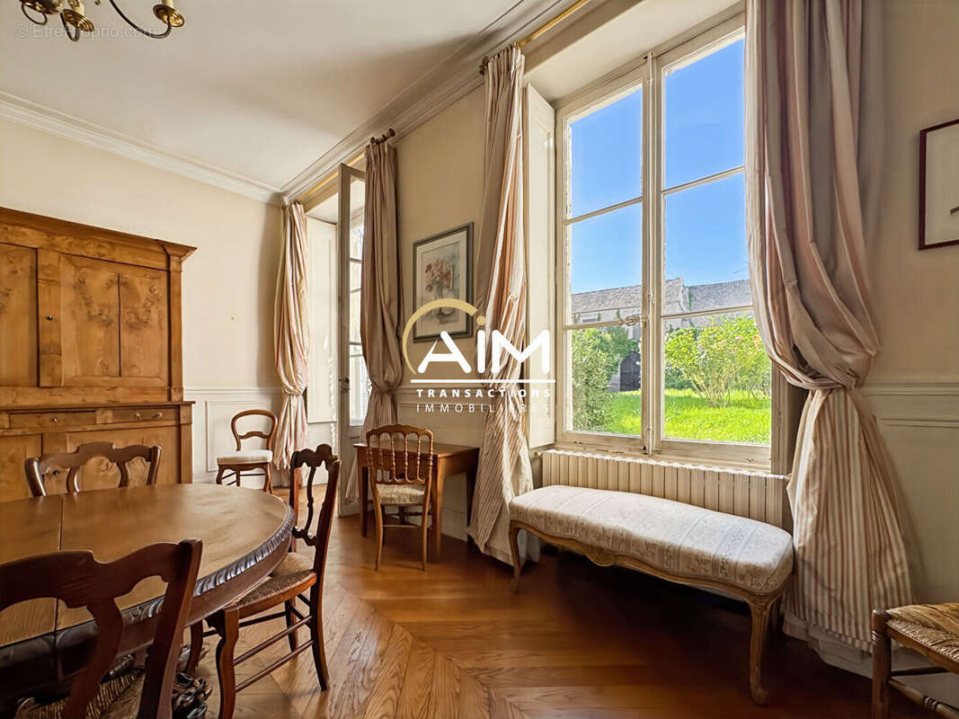 Maison à ETAMPES