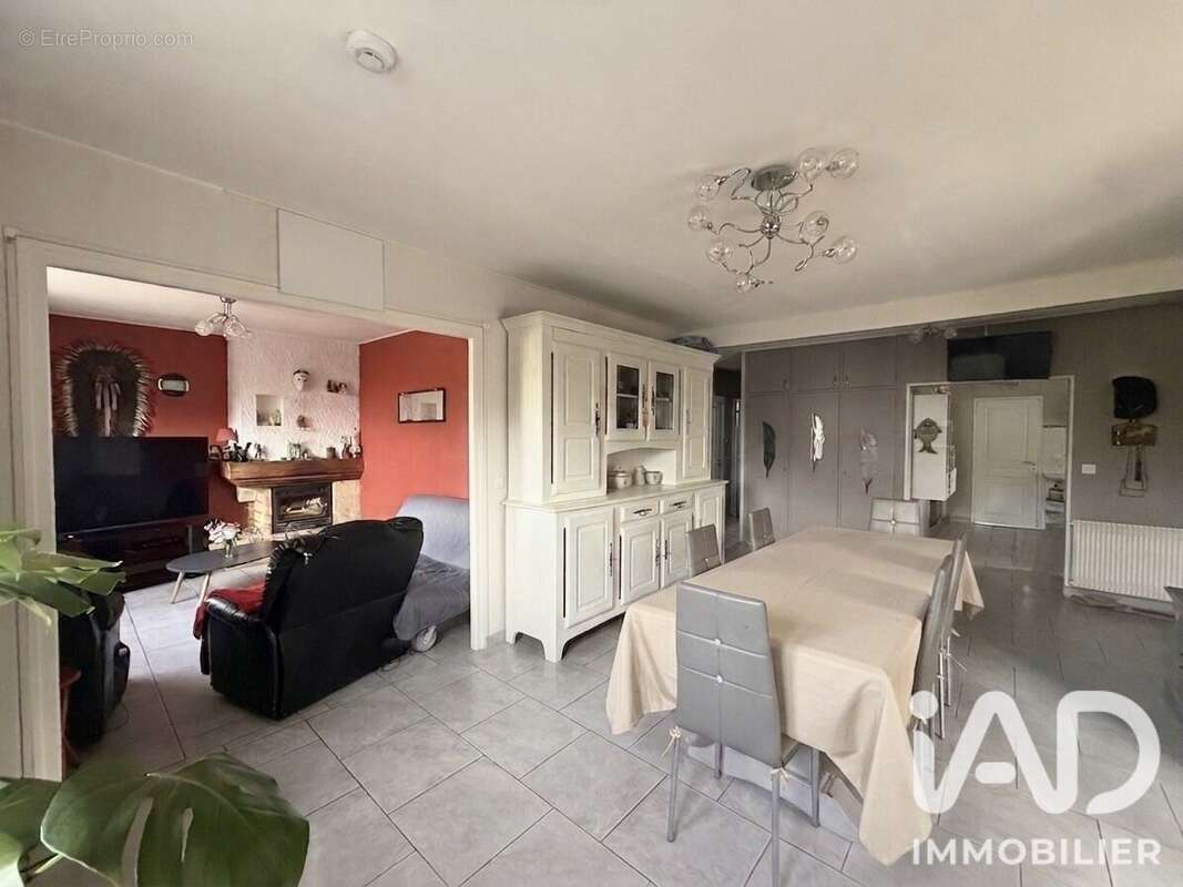 Maison 85 m² à Lamothe-Landerron  - photo 2