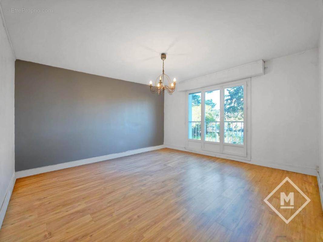 Appartement à MARSEILLE-13E