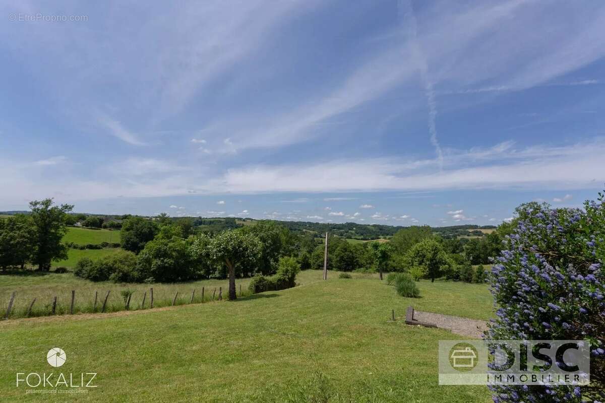 Maison à SAINT-ANDRE-DE-NAJAC