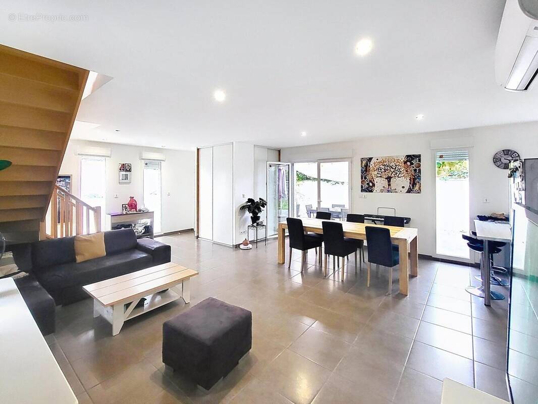 Photo 1 - Maison à CHAVANOZ