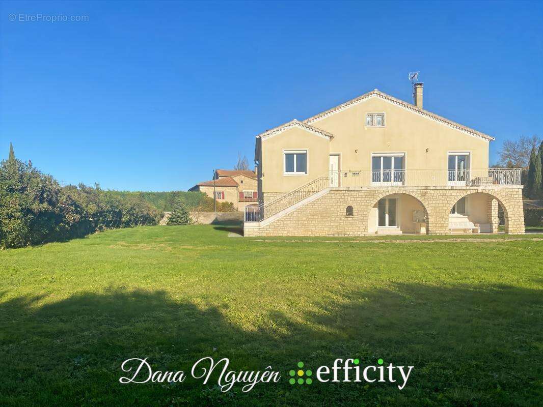 Maison 171 m² à Barjac  - photo 2