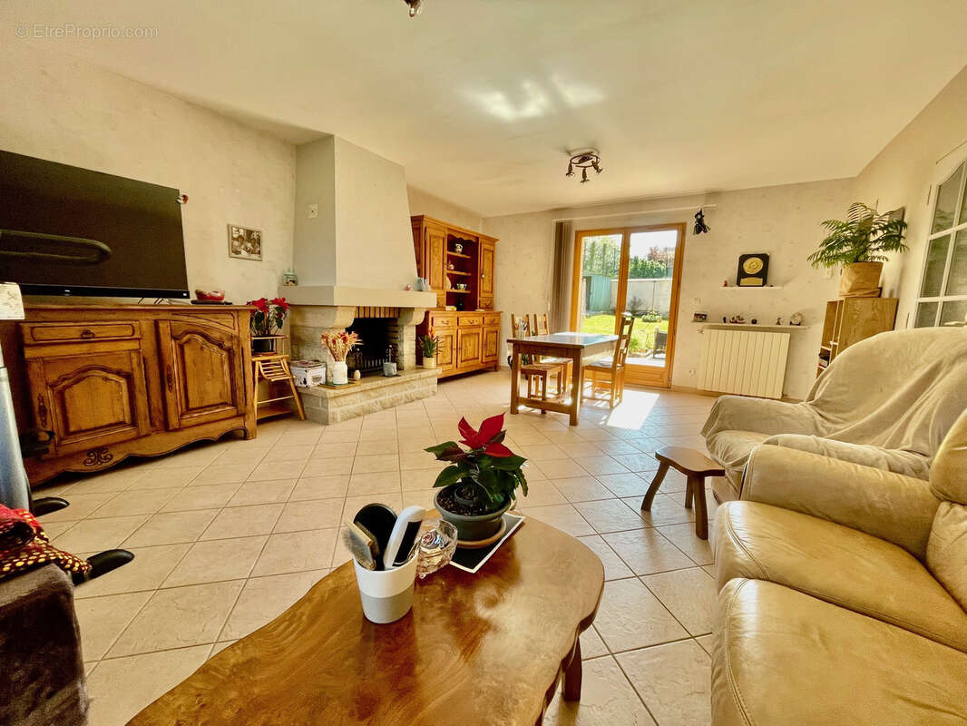 Maison à VILLIERS-SUR-MORIN