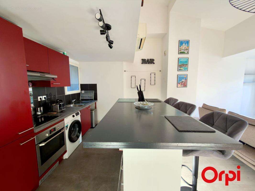 Appartement à MARSEILLE-2E