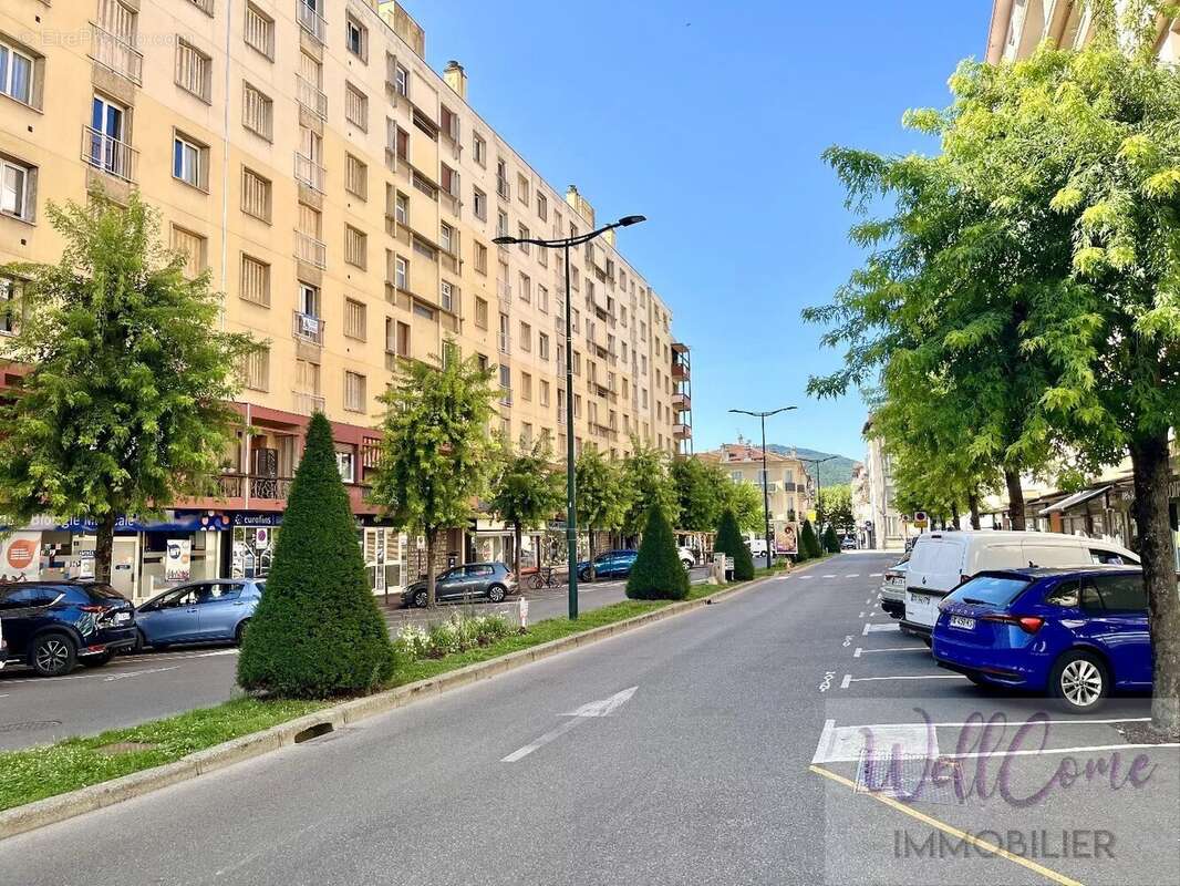 Appartement t3 68 m² avec cave et parking collectif - aix centre ville - photo 8