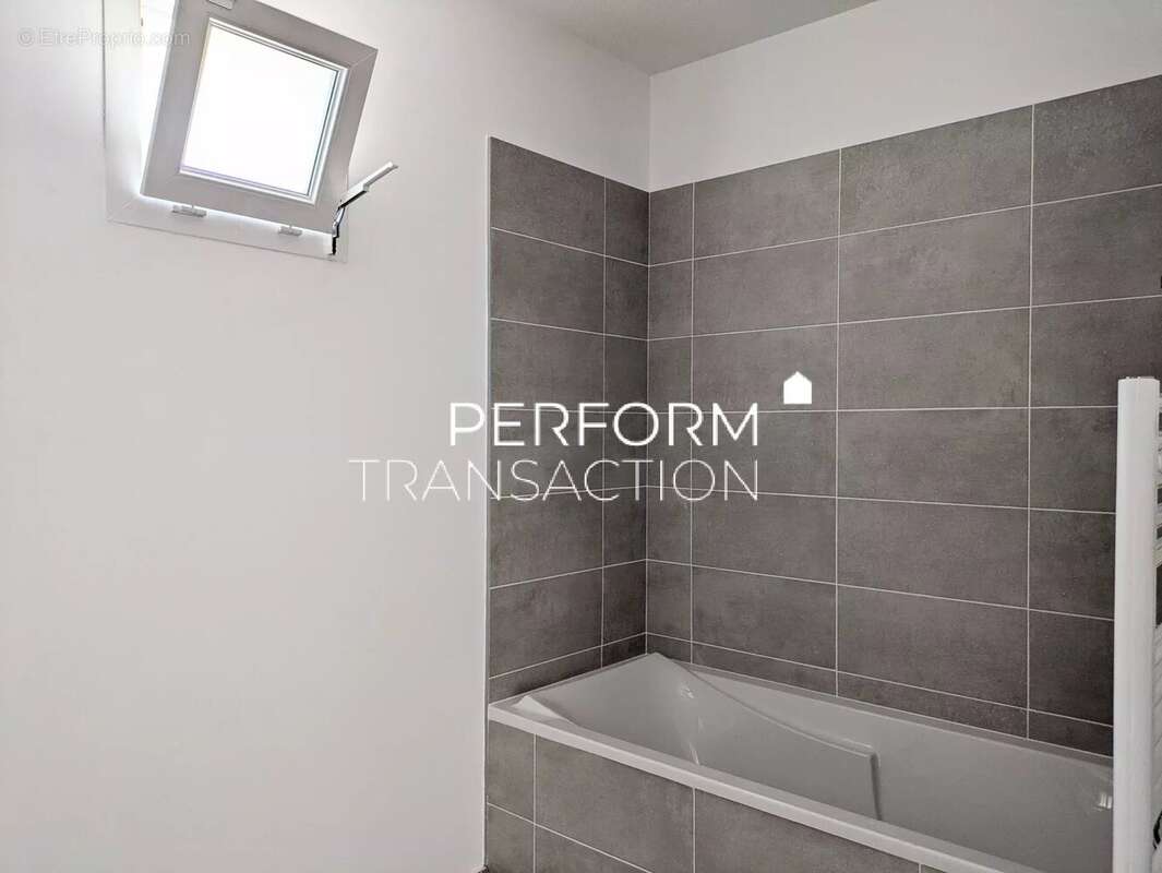 Appartement à ECHIROLLES