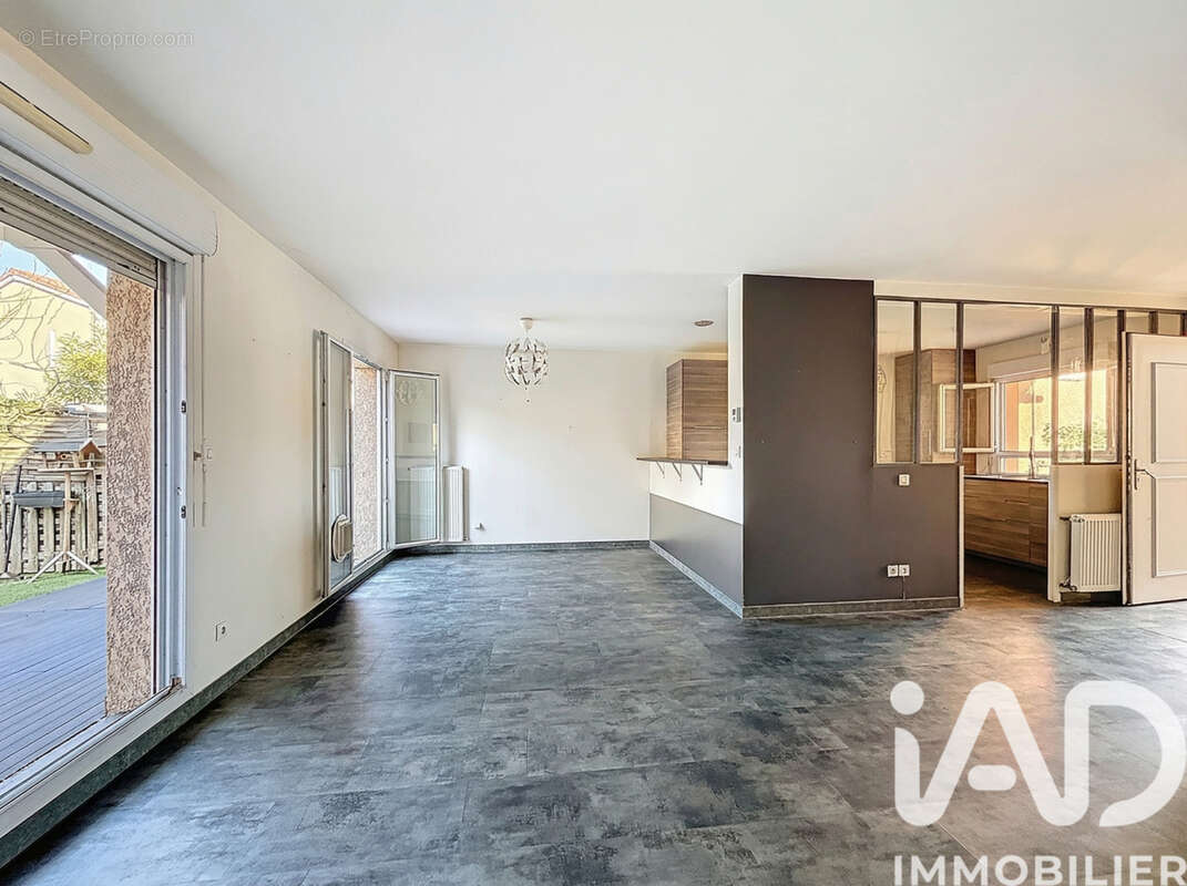 Maison 87 m² à Villeurbanne  - photo 5