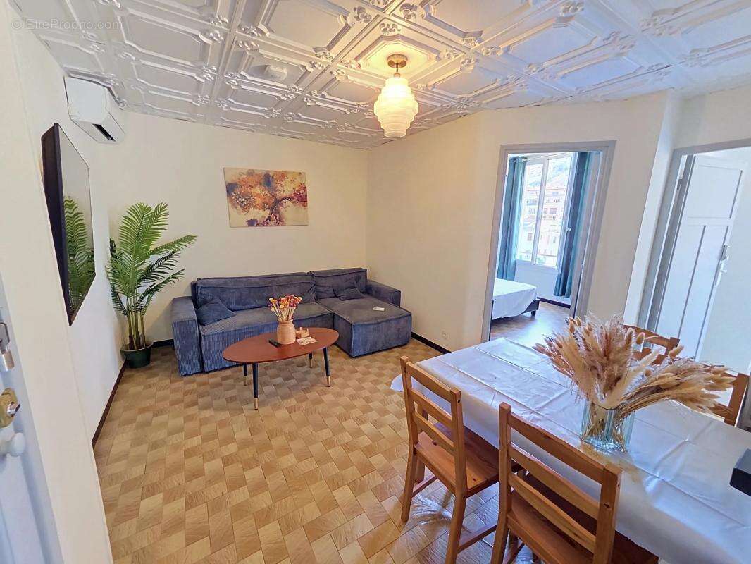 Maison de 7 pièces de 163 m² située à Nice - photo 23