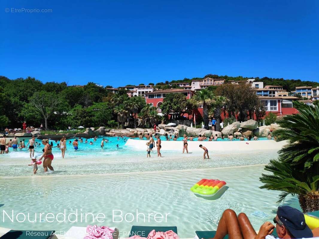 Appartement à GRIMAUD