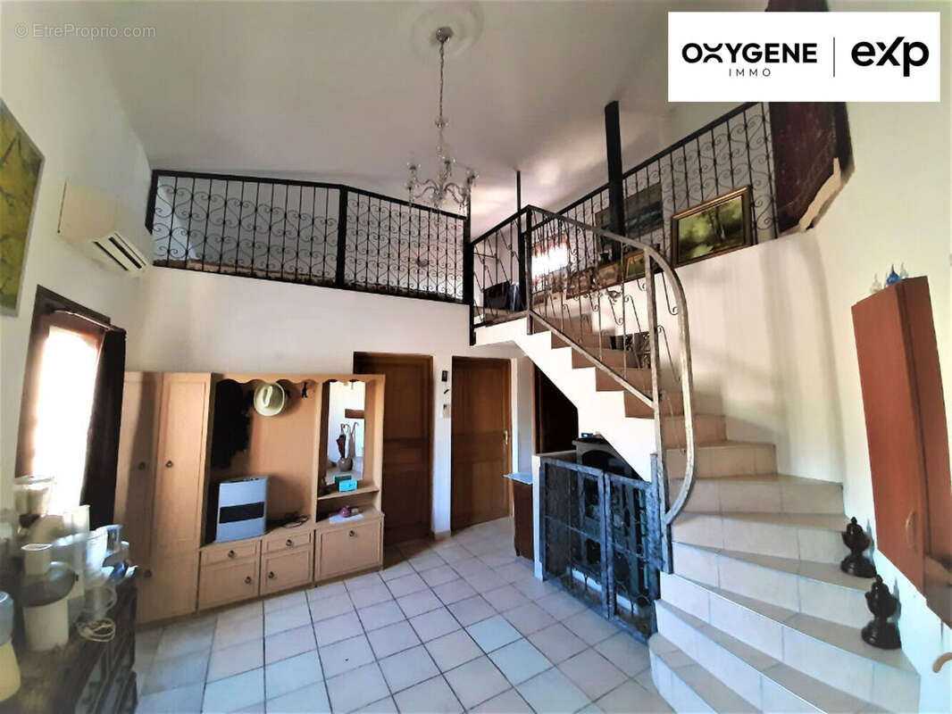 Maison 300 m² à Saint-Feliu-D'avall  - photo 5