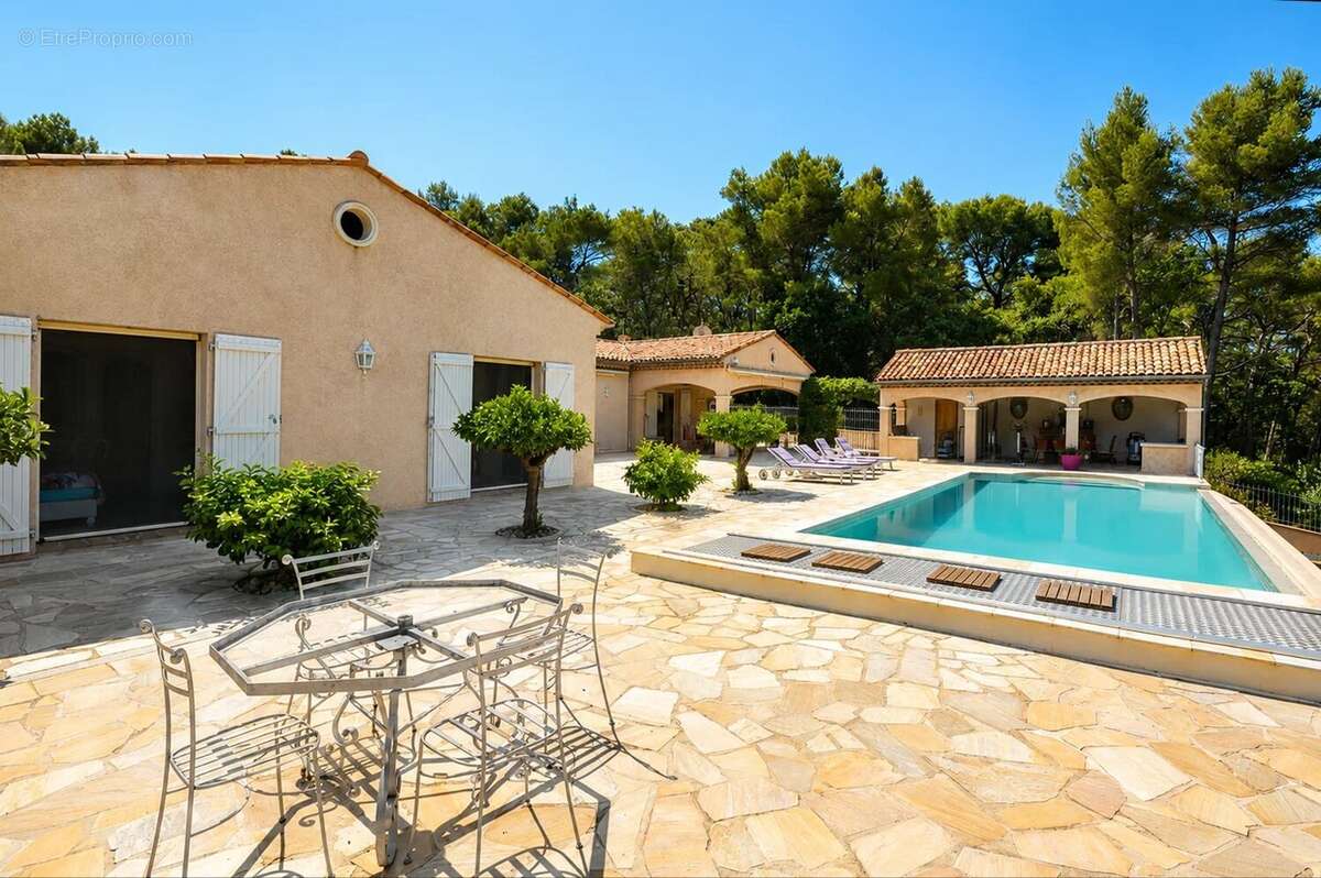 Maison à CABRIS