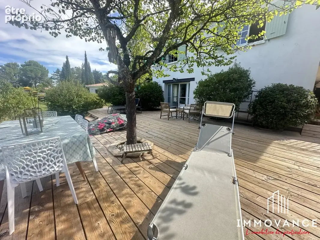 Maison 5 pièces 204 m² à vendre à Saint-Mathieu-De-Treviers (34270) - photo 5