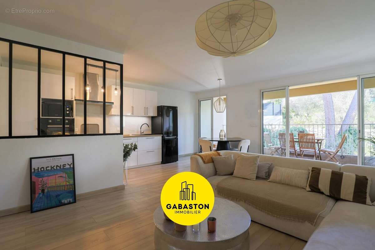 Appartement à MARSEILLE-12E