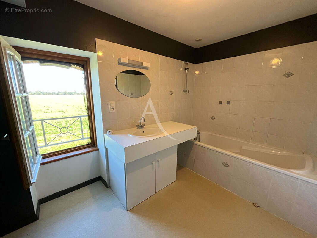 Maison à LA MOTHE-ACHARD