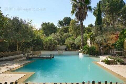 Maison à BORMES-LES-MIMOSAS