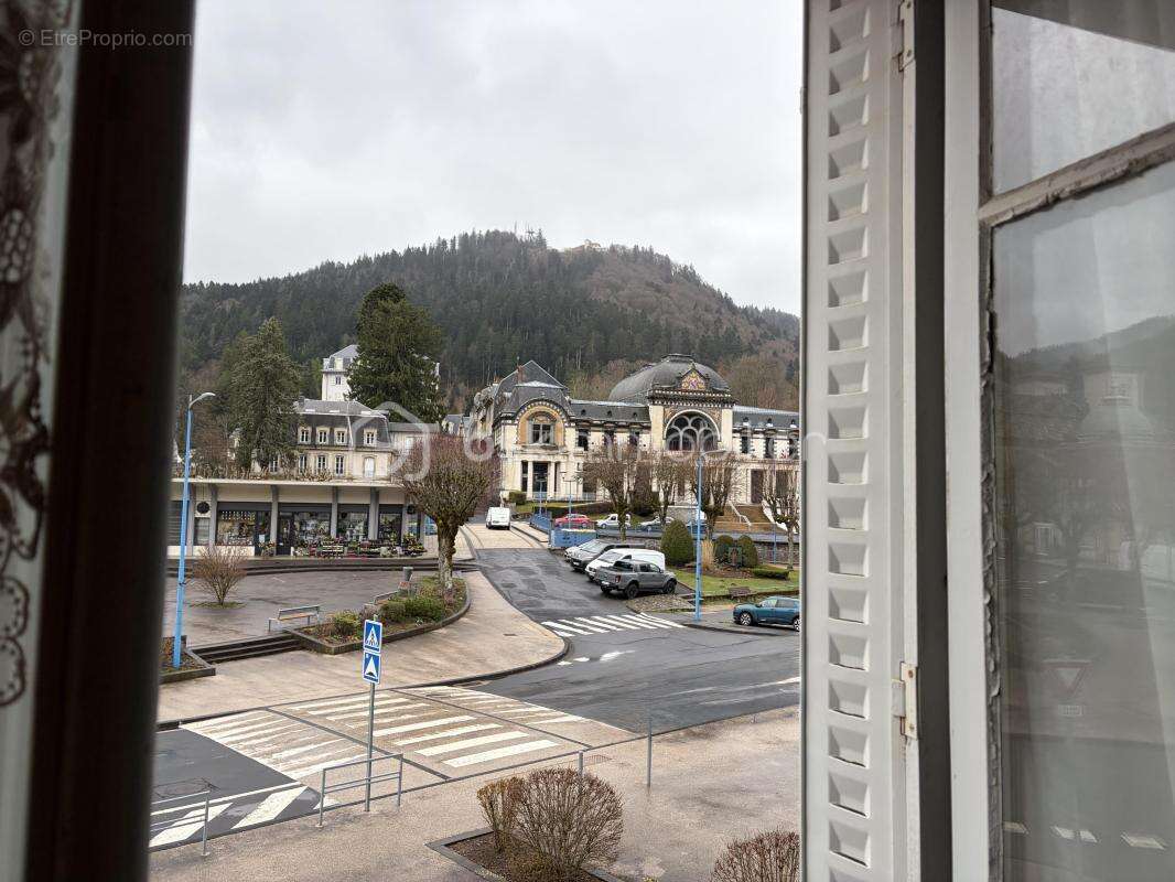 Immeuble 155 m² – Local commercial + 3 appartements – La Bourboule – 285 000 € FAI - photo 8