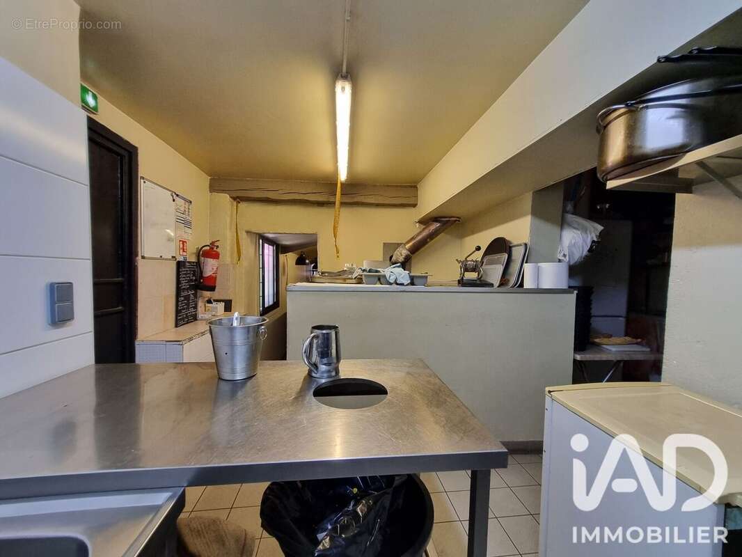 Commerce 287 m² à Chamborigaud  - photo 7