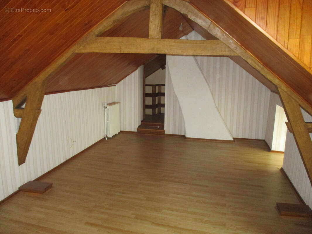 Maison à CHATEAU-CHINON(VILLE)