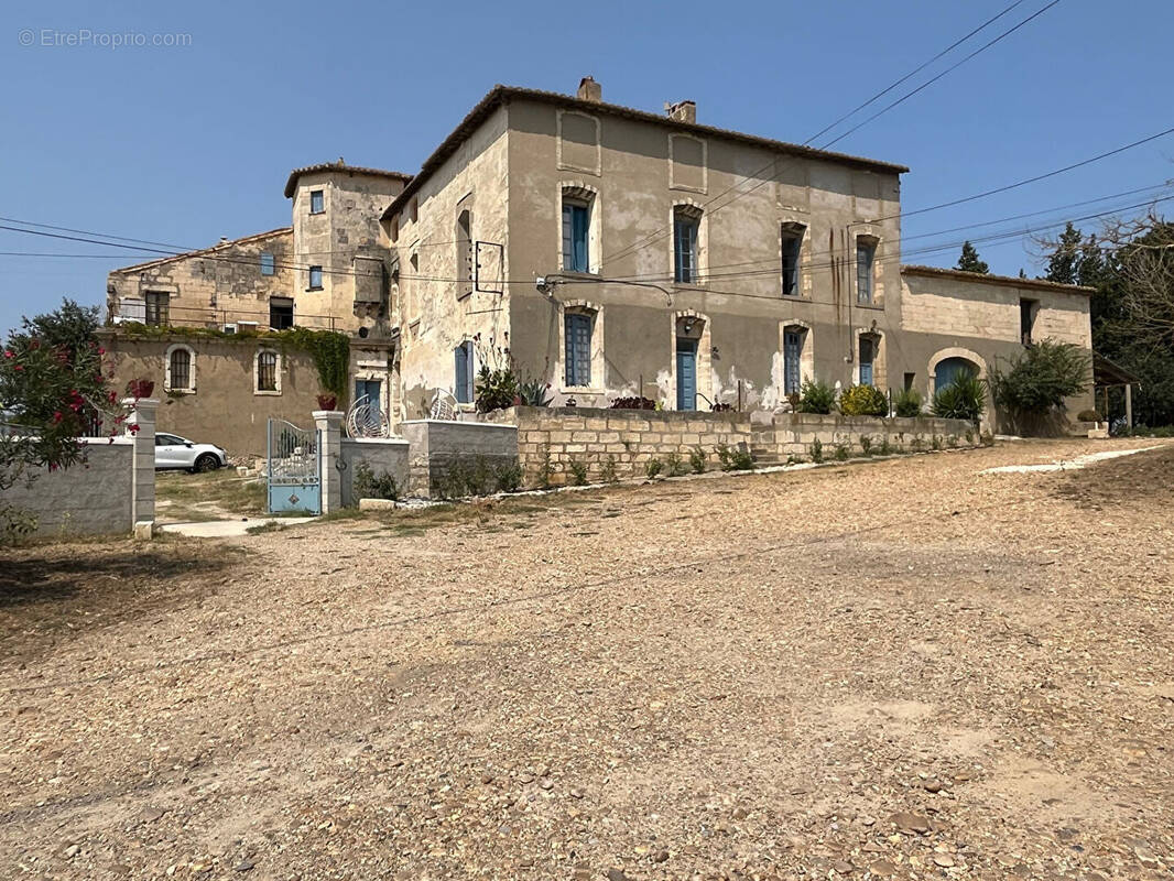 Maison à SAINT-GILLES