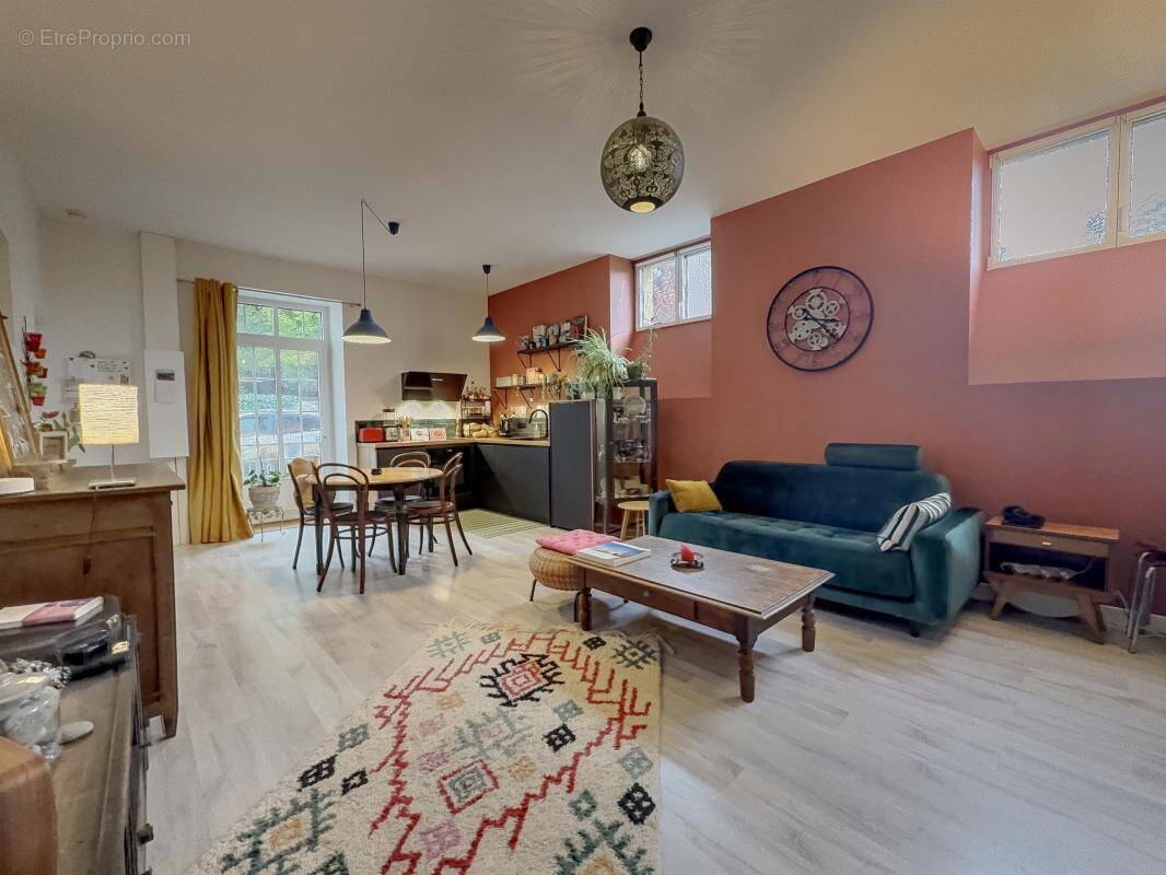 Appartement à FONTAINE-LES-DIJON