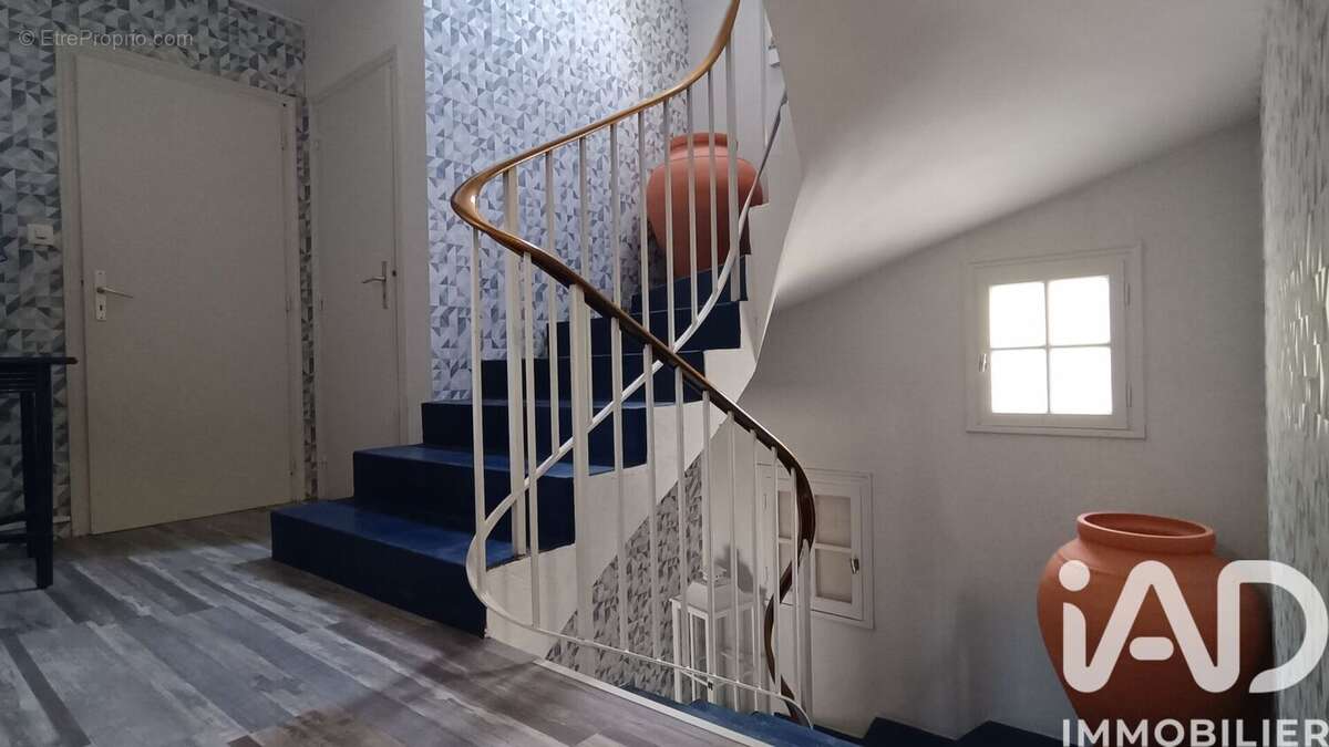 Photo 2 - Appartement à LA TRINITE-SURZUR