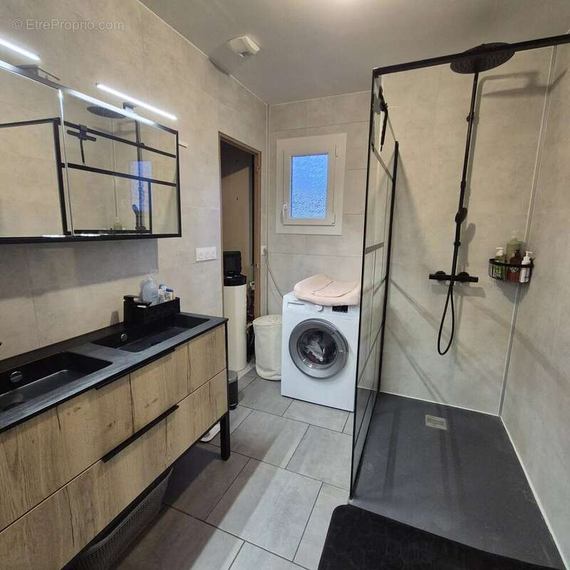 Maison à SILLE-LE-PHILIPPE