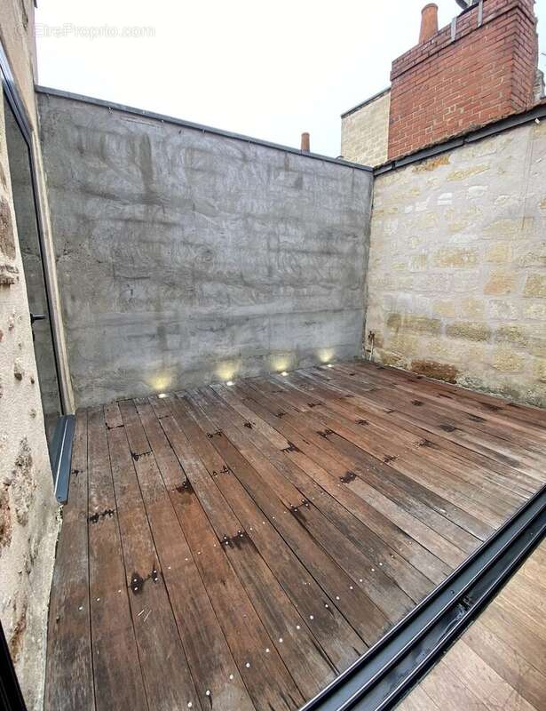 Appartement à BORDEAUX