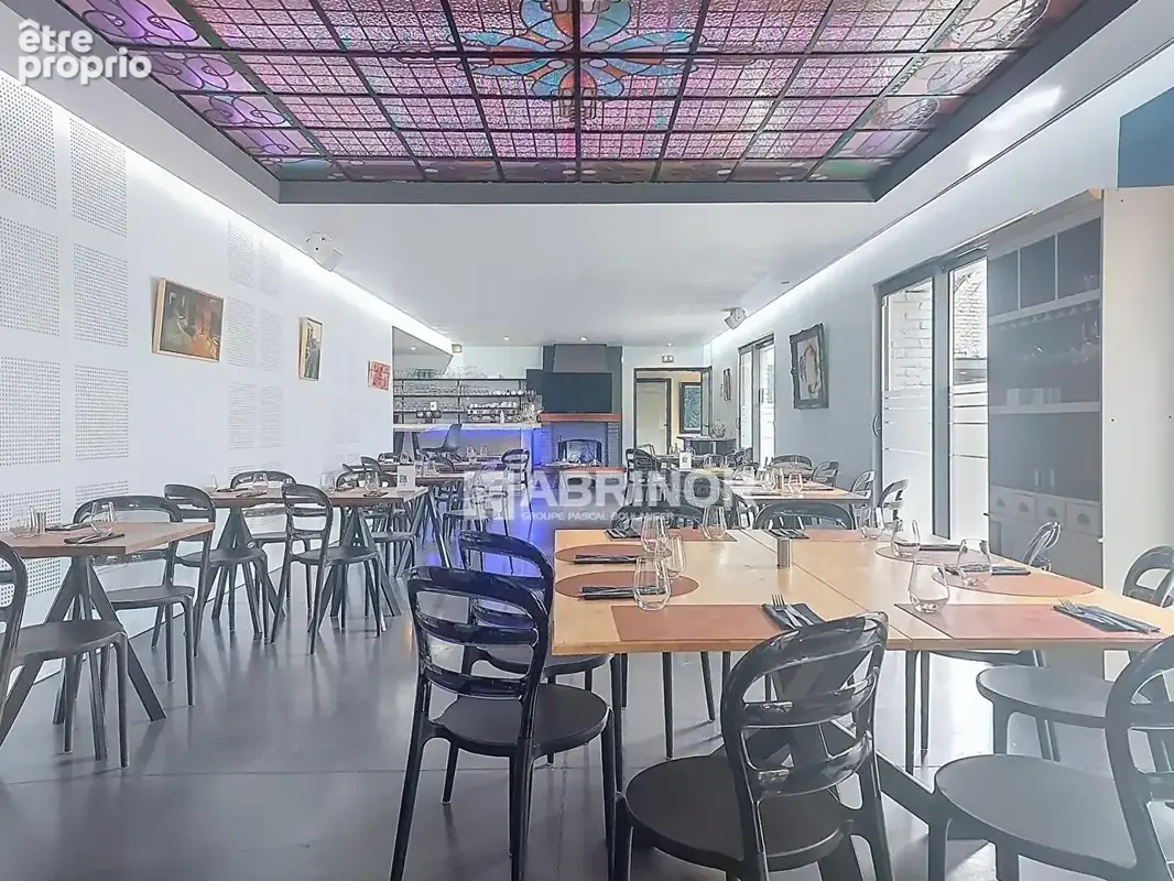 LOCAL COMMERCIAL de 384m² sur une parcelle de 2700m² - photo 9