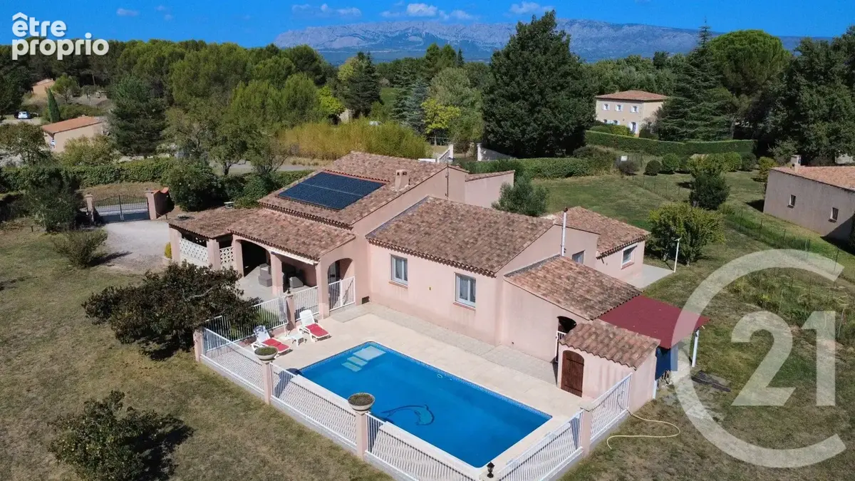 Photo Maison à Trets au prix de 638 000€