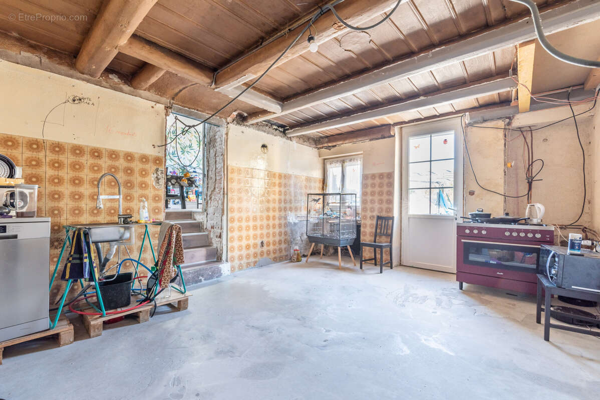 Maison à SAINTE-FLORINE