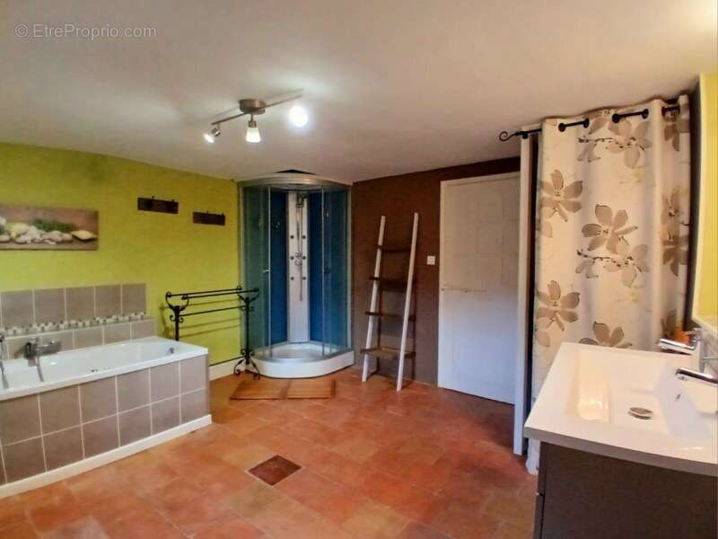 Maison à CAUNES-MINERVOIS