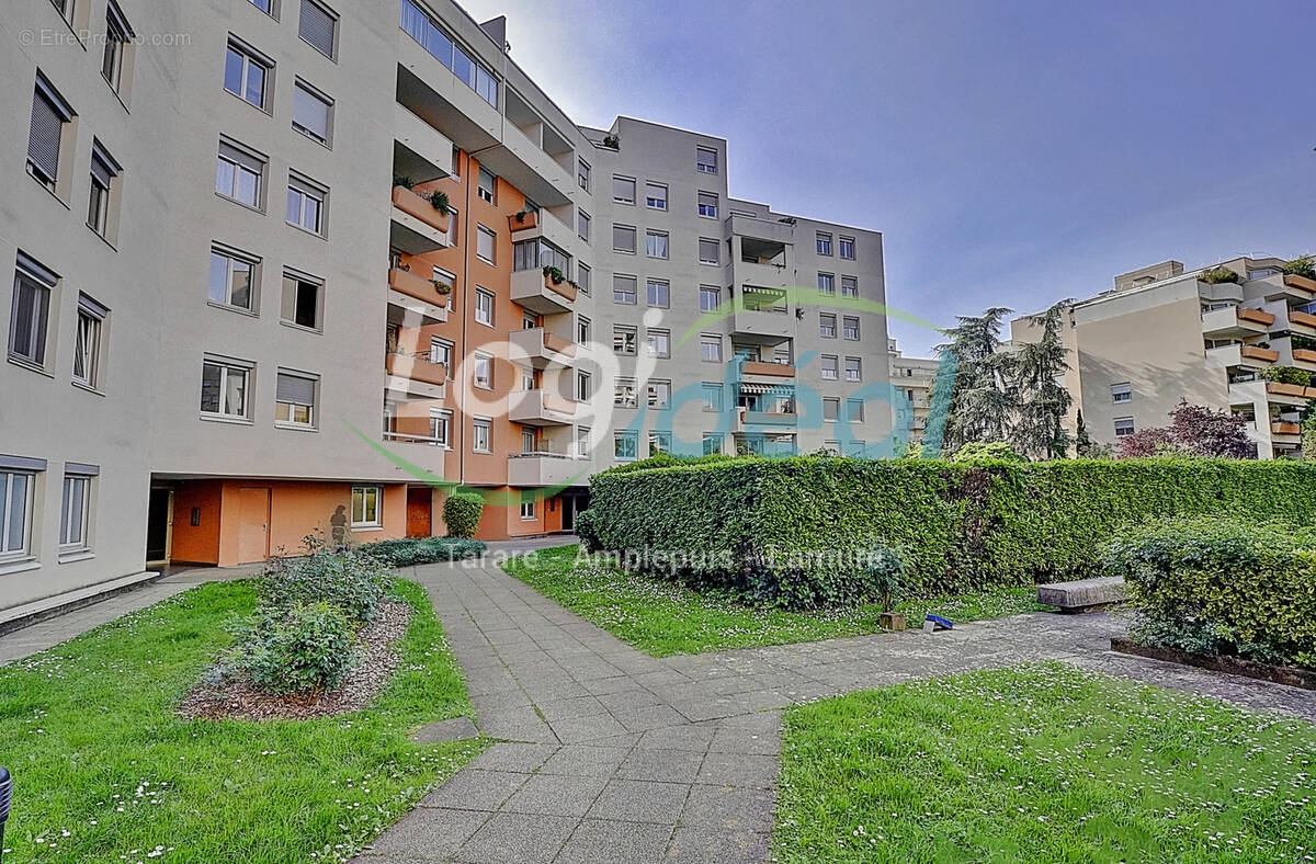 Appartement à VILLEURBANNE