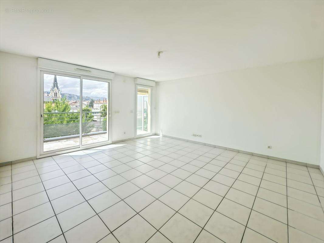 Appartement à VALENCE