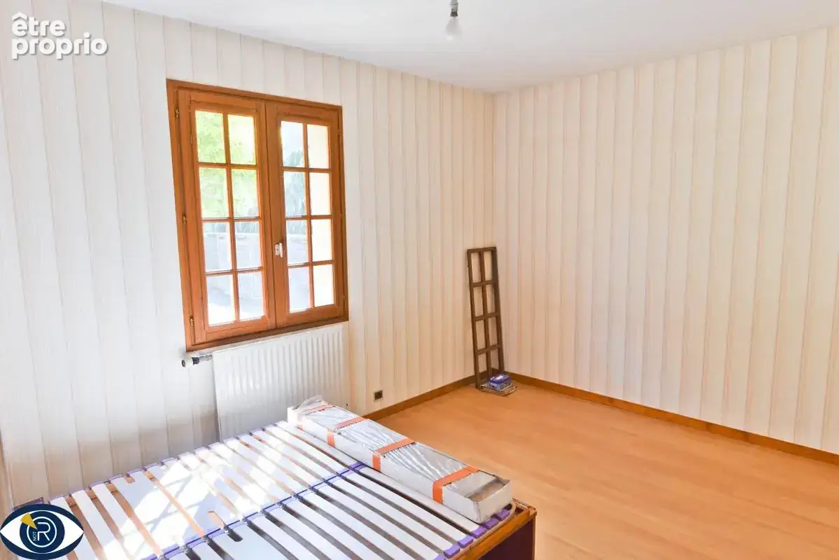 Maison 88 m² à Laval  - photo 5