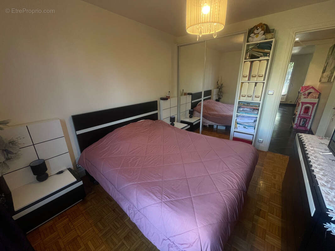 Appartement à CHAMPIGNY-SUR-MARNE