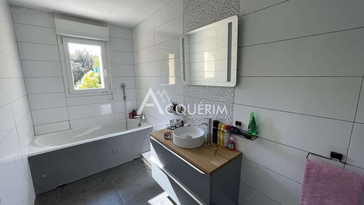 Maison à CAMPHIN-EN-CAREMBAULT